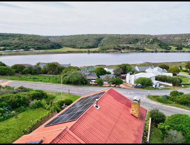 4 BEDROOM HOUSE FOR SALE IN STILBAAI-WES